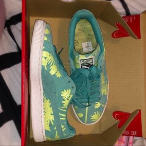 Tropical Print Suede Pumas